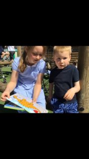 We love it when our year 6 friends come and read with us. ☀️📚❤️