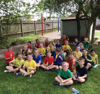 Celebrating the end of half term and a lovely morning at Sports Day with a well earned lolly ice from our PTA ☀️🍭