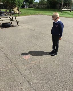 Today Year 3 have been investigating how our shadows change throughout the day for our science topic all about light ☀️
